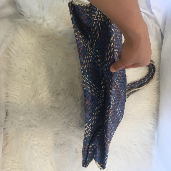 Sea Grass Woven Shooper - Picture 3 of 3